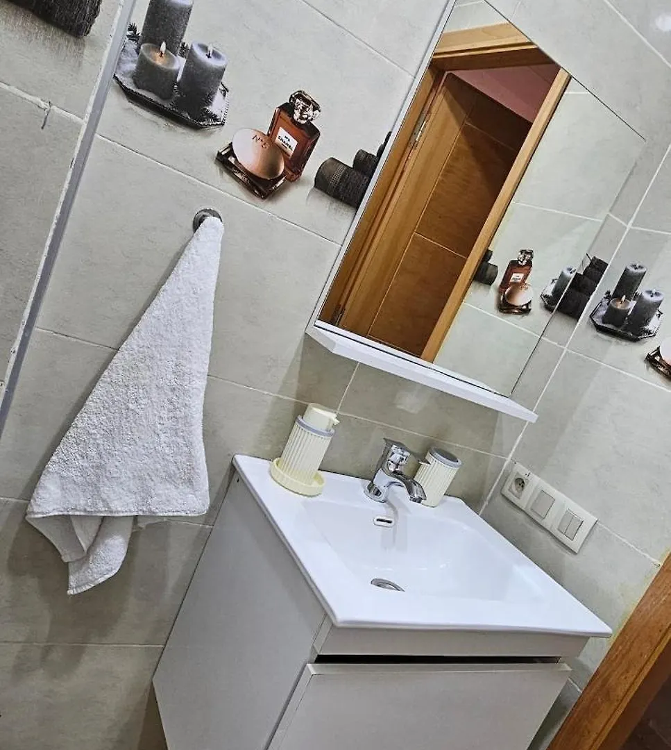 Apartment Central And Cozy Gem Balcony Marrakesh